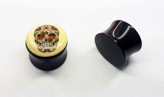 Preview: Schädel Knopf Plugs 14mm Paar 1,4cm Tunnels skull